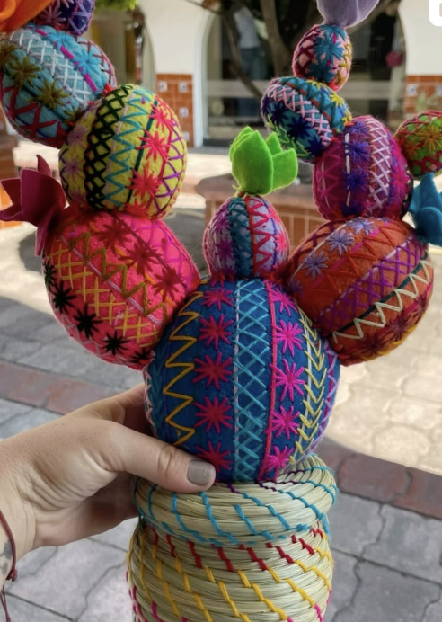 Cactus artesanal bordado de Juliana